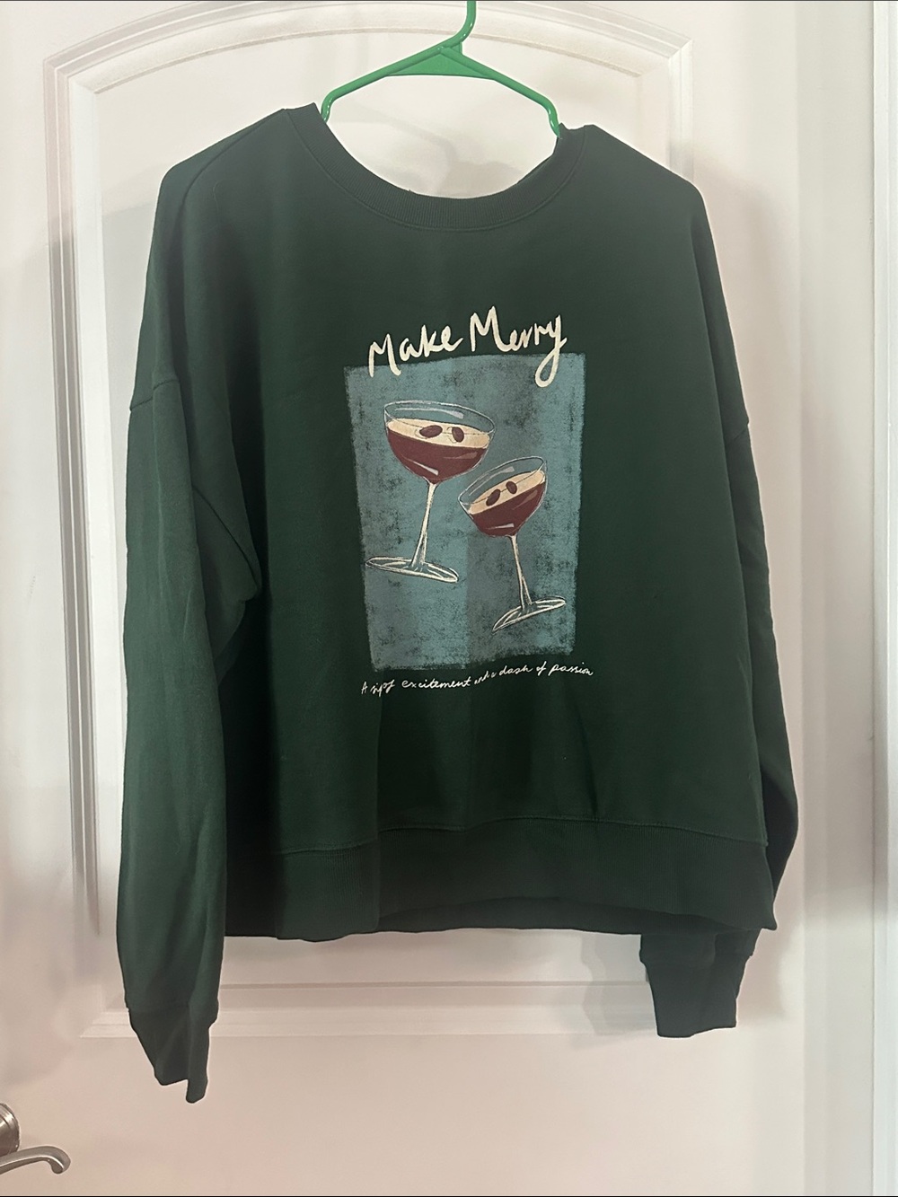 NEW Anthropologie x Maeve Make Merry Dark Green Graphic Sweatshirt - Size L